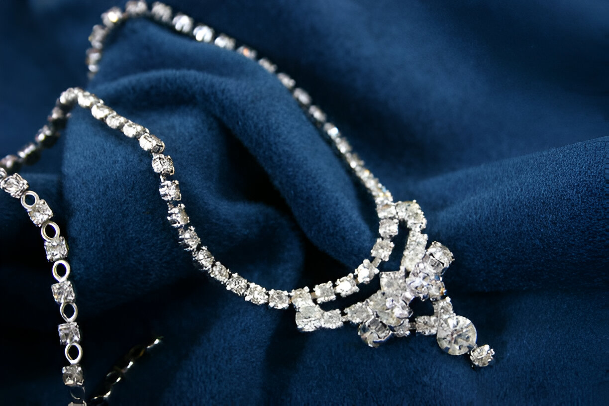 Anvar Luxury Gold & Diamonds|Diamonds