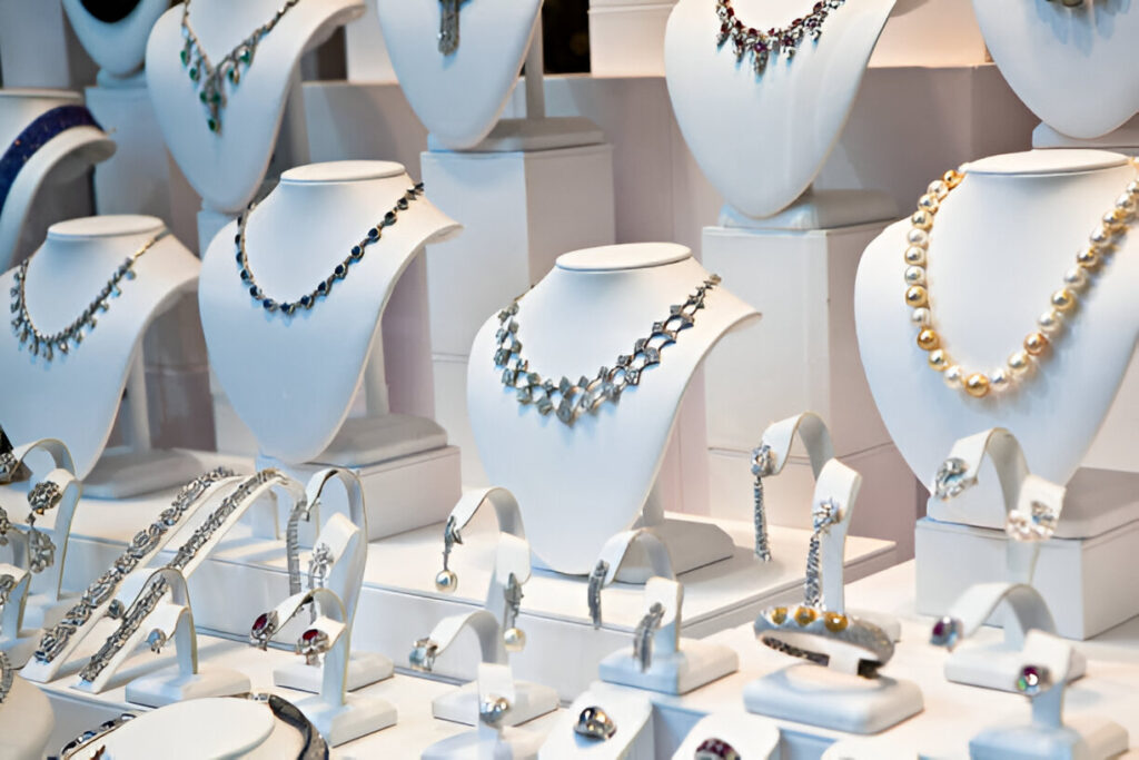 Anvar Luxury Gold & Diamonds|Diamonds