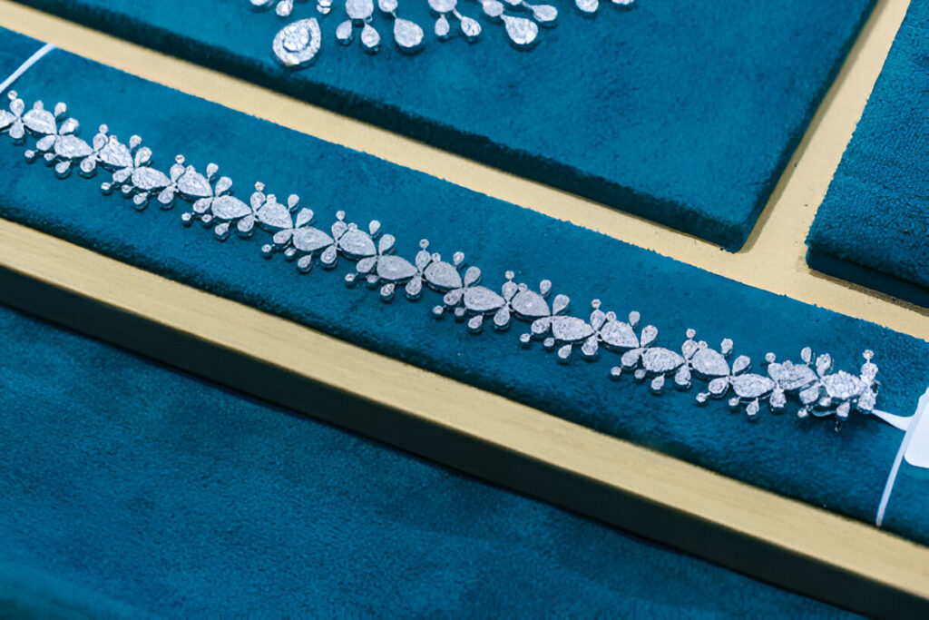 Anvar Luxury Gold & Diamonds|Diamonds