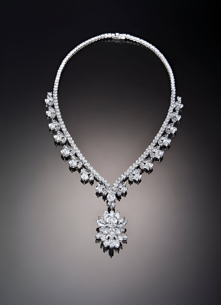 Anvar Luxury Gold & Diamonds|Diamonds